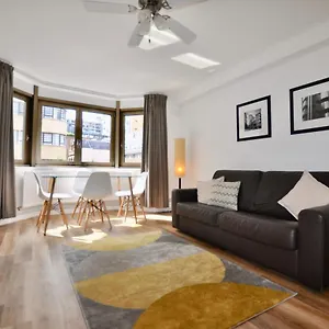 Hotel apartamentowy Marlyn - Of